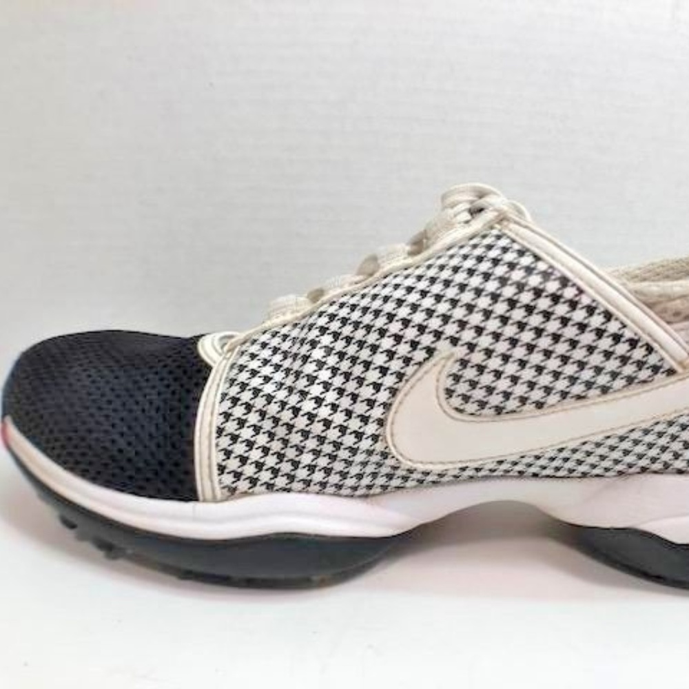 Nike Black & White Golf shoes Size 9 317620-11